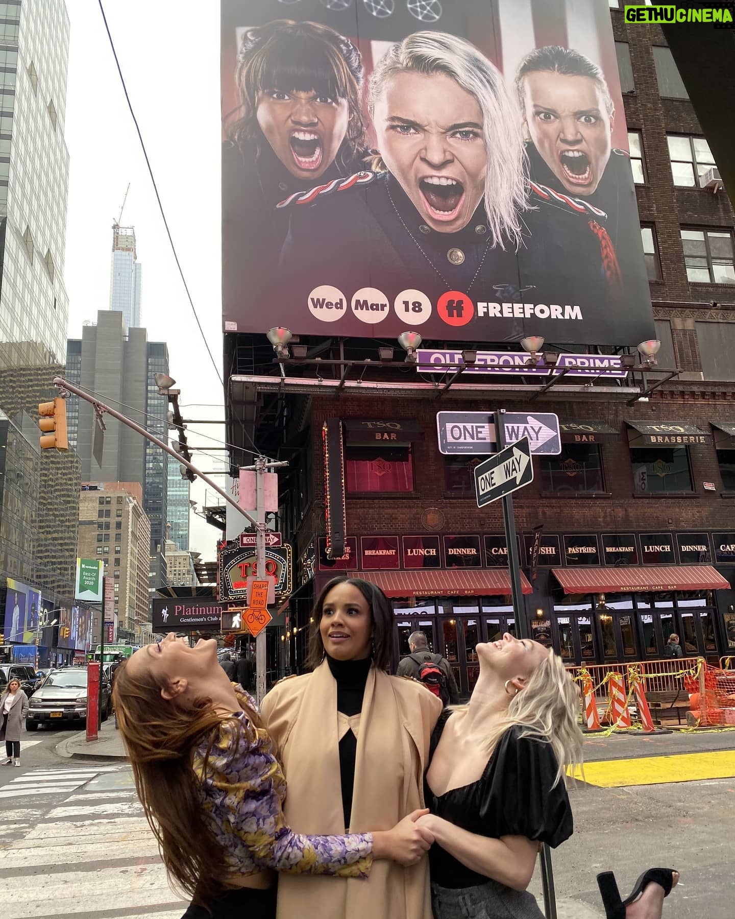 Jessica Sutton - 16.6K Likes - WE'RE GOING FOR SEASON 2 !!!!!!!! and this comes on the eve of the finale ...!!!!!!!!!!!!!!!!!!!!!!! I'm too emotional to be eloquent right now...we did it. you did it. to everyone who has shown such love and support for the show...you've blown us away SO MUCH GRATITUDE šššššššššššš