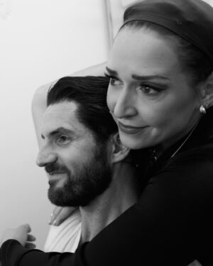 Jessica Vosk Instagram - Our magical CHESS. My dear Florence. The hardest, meatiest, most fantastic experience I’ve had in years. Changed my life. Were you there??? Thank you for being there. Here’s to the next chapter and the next move. ♟️ (yes, there’s sassy shit at the end.)
📷: @jennyandersonphoto @emilykphotoco 

#chess #abba #timrice #broadway