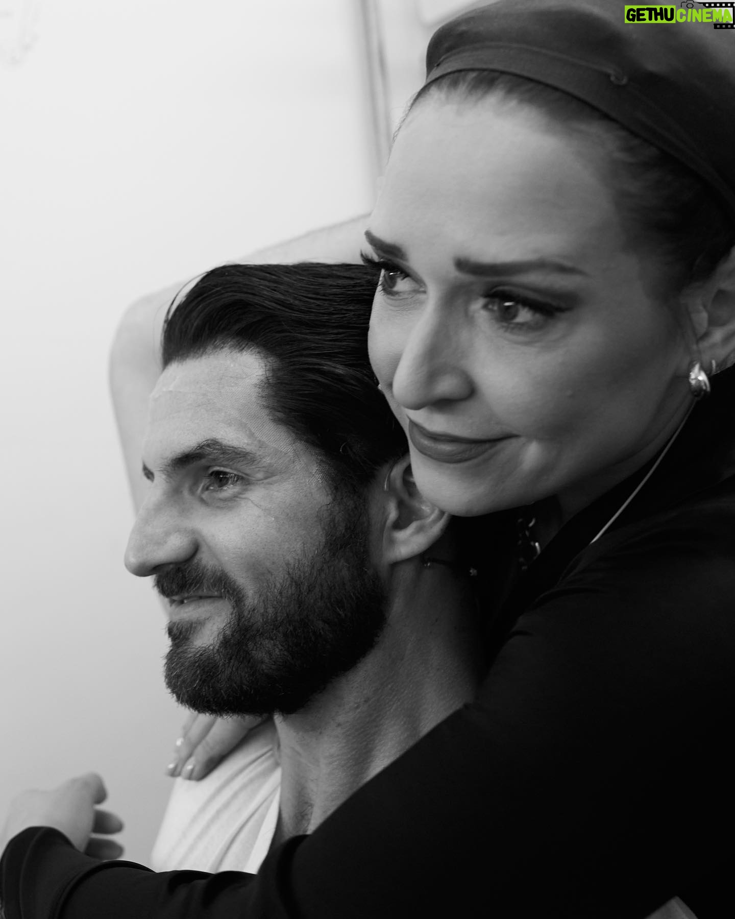 Jessica Vosk - 16.5K Likes - Our magical CHESS. My dear Florence. The hardest, meatiest, most fantastic experience I’ve had in years. Changed my life. Were you there??? Thank you for being there. Here’s to the next chapter and the next move. ♟️ (yes, there’s sassy shit at the end.)
📷: @jennyandersonphoto @emilykphotoco
#chess #abba #timrice #broadway
