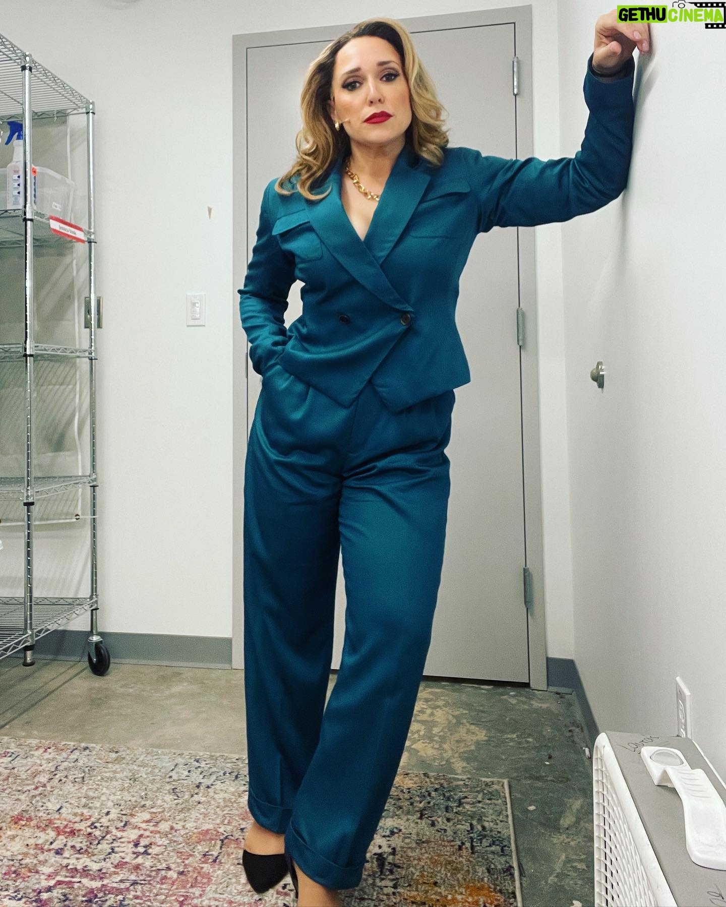 Jessica Vosk - 16.5K Likes - Our magical CHESS. My dear Florence. The hardest, meatiest, most fantastic experience I’ve had in years. Changed my life. Were you there??? Thank you for being there. Here’s to the next chapter and the next move. ♟️ (yes, there’s sassy shit at the end.)
📷: @jennyandersonphoto @emilykphotoco
#chess #abba #timrice #broadway