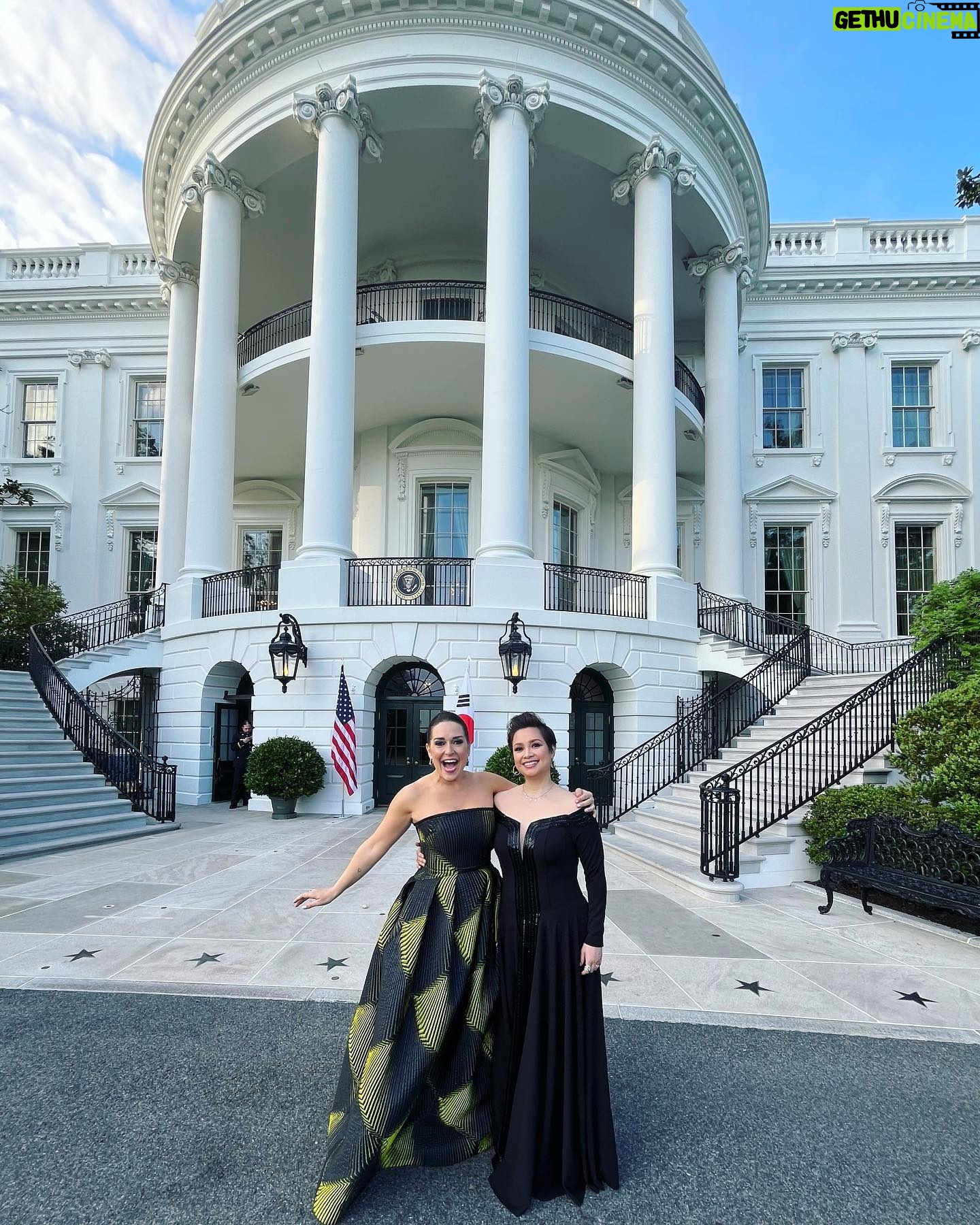 Jessica Vosk - 14.7K Likes - Is it weird I’m deceased now?
#whitehouse #statedinner #funnygirl #broadway #president
Dress: @alexteih_studio
Jewels: @brokenenglishjewelry
Heels: @sam_edelman
Styled: @dassonvogue
Makeup: @erwinkarmagomez
Hair: Nariye Hiraoglu