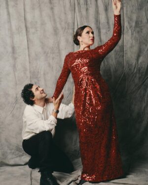 Jessica Vosk Instagram - When I asked Zac Posen to design a few custom pieces for Carnegie Hall, I crossed my fingers he’d say yes. Now, I’m no model…and have my fair share of body issues that make me want to crawl into a hole most days…but you know what Zac does magically and like nobody else? He knows how to make you feel beautiful, and how to take every line, every stitch and make it work for your body specifically. I felt like a million (and a half) bucks. He’s a master at his craft, and I’m forever a fan of his work. But mostly, I’m so thankful to call him a friend for so many years now. Thank you for always remaining in my corner, Zac. I adore you. 

Lensed by @jennyandersonphoto pre-show.