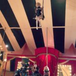 Jessica Amlee Instagram - Ran away to join the circus (this was fun) 🎥🎪🤹🏼‍♀️🎭 #welcometodaisyland #psychocircus #set #film