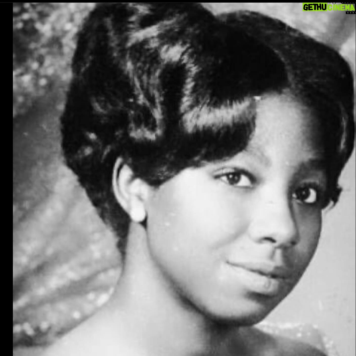 Jessica Betts Instagram - Happy Mothers Day & Happy Heavenly Birthday Moma ❤️🦋🕊️😇 You are truly loved and missed! 🙏🏽❤️🥰👽 And to All the beautiful mothers, today is your day ❤️👑