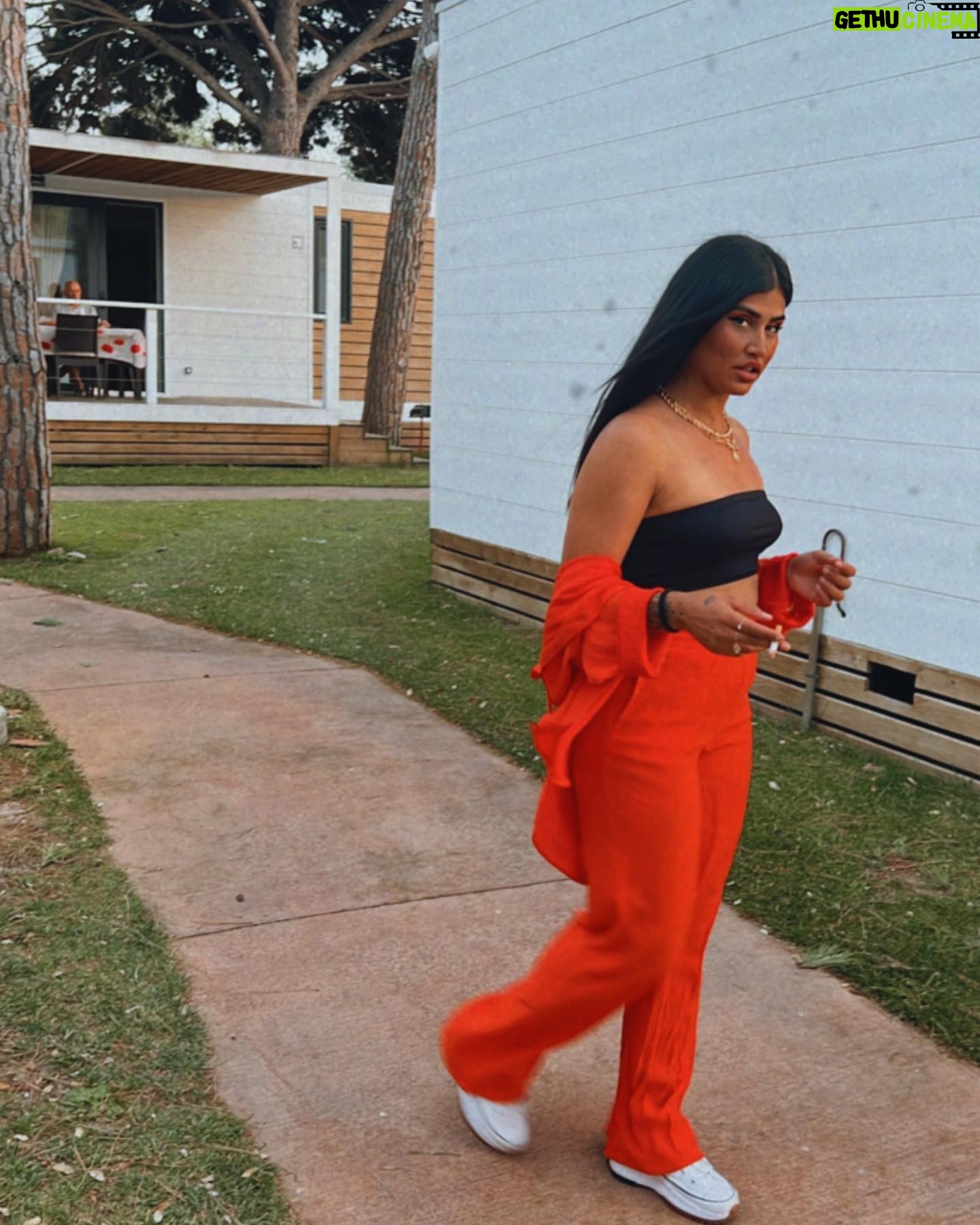 Jessica Da Silva - 1.4K Likes - Orange is the New black š§”