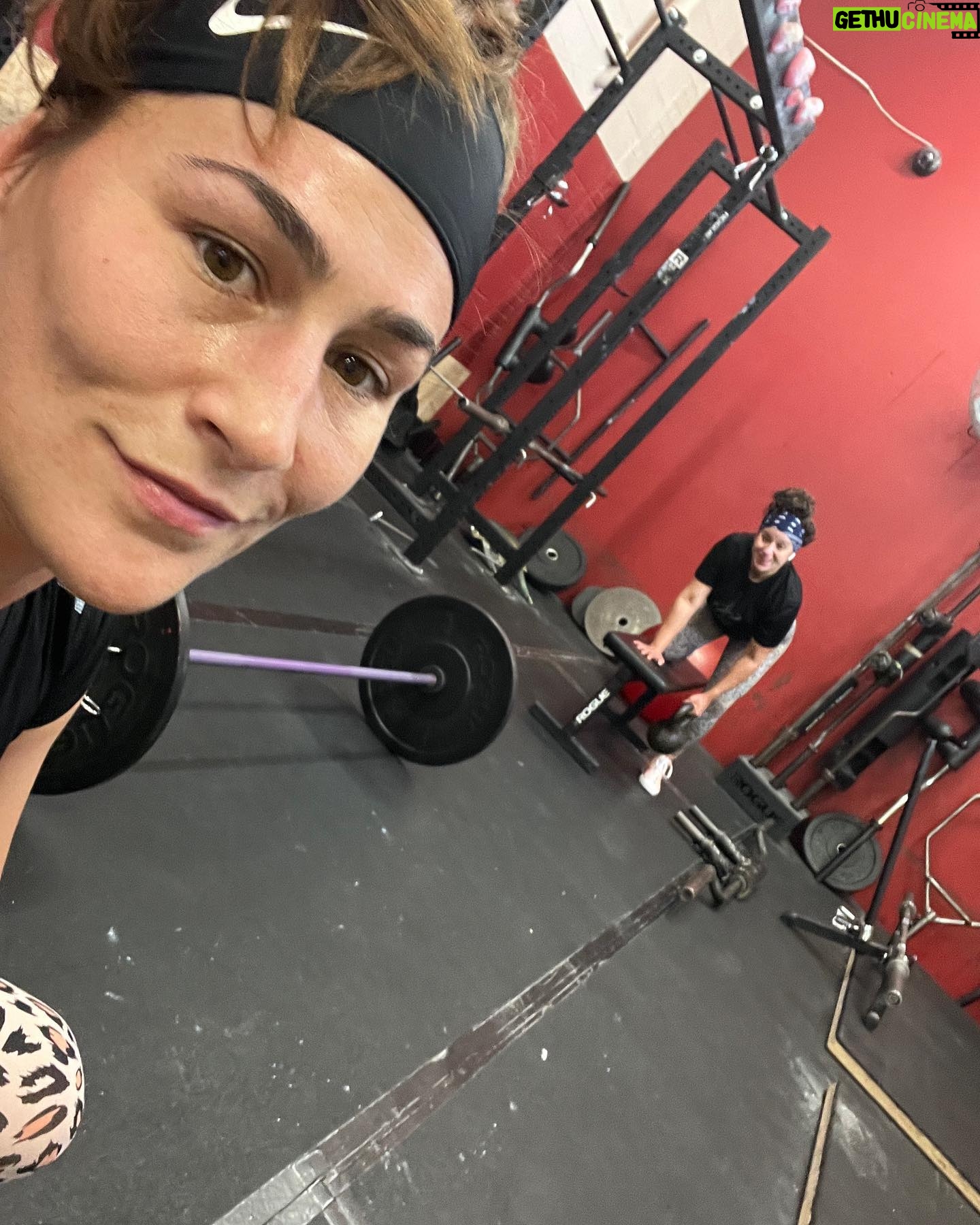 Jessica Eye Instagram - Found my way to the bar with @evie_0511 @strongstyle_mma . . #jessicaevileye #mma #ufc #retired