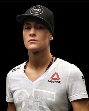 Jessica Eye Instagram - Feeling nostalgic ⏳⌛️Giving myself extra love today I’m so proud of how brave I was. And still am. 😈🖤
.
. 
#jessicaevileye #ufc #fyp #braveasfuck