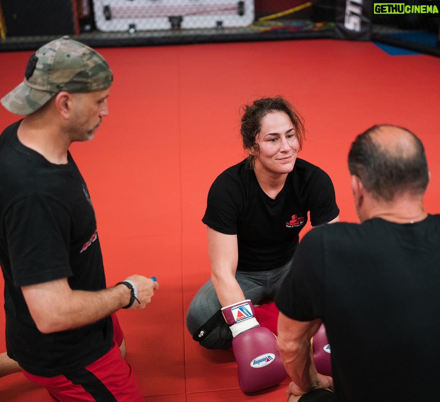 Jessica Eye Instagram - I love my life more than ever π§Ώπ. . . πΈ @paul_luc_photos πΈ #jessicaevileye #lovemylife #live #strongstyle #eyebelieve #strongerthenever #iyoubitchcreepingandcheckingup #scaredlittlegirl #UFC276 #evileye #evil