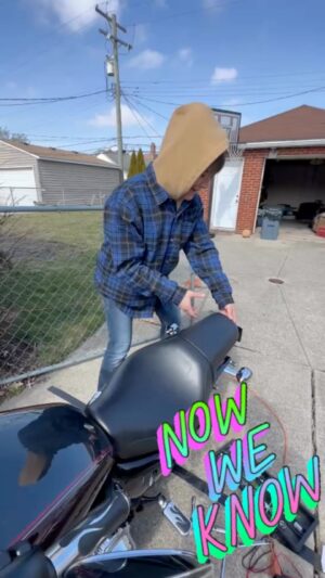 Jessica Eye Instagram - Learning how to change the battery in my @harleydavidson was such a cool accomplishment. I am excited to learn as much as I can 📂🗄️.
.
#jessicaevileye #harleydavidson #cleveland #rider #learning #fyp