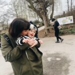 Jessica Fox Instagram – I’m so happy today! Jump! Clap! Spin! Stomp! Stomp! Hey! 

Happy Mother’s Day ♥️