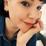 Jessica Fox Instagram – Finding my style again is a right old journey. I’m 40. My body is a completely different shape, as is my brain! My skin feels different, my hair won’t play but I feel more confident in lots of other ways – it’s a wild ride! 

It might sound daft but small steps make me feel more in control (when lots of things are out of it) and upgrading my earrings with @helixandconch is only of those little things that make me feel more pulled together. 

Baby steps. Literally! 

*kindly gifted/PR