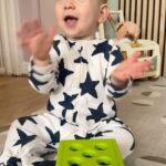 Jessica Fox Instagram - As you know we are big fans of the @lovevery.europe subscription toy boxes and The Babbler Kit might be our favourite yet! Packed full of new toys, new skills, new experiences and ways to play! #ad #loveverypartner