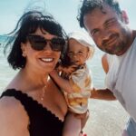 Jessica Fox Instagram - My family. Feels more important than ever to take stock of how lucky, privileged and safe we are. Holding you close ♥️