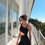 Jessica Green Instagram - This @xaharaofficial jumpsuit 🤝 me