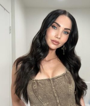 Jessica Green Instagram - When he says be ready