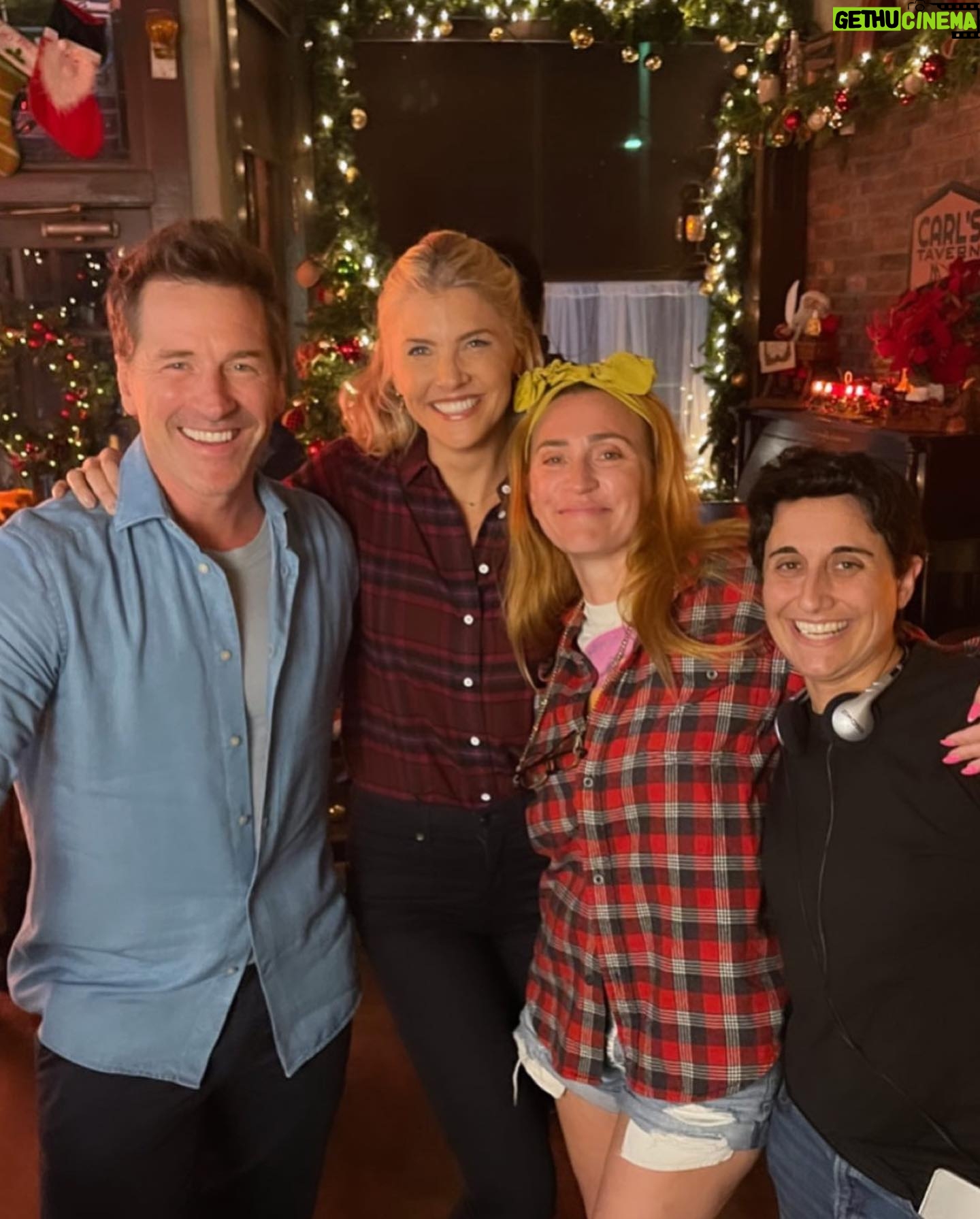 Jessica Harmon Instagram - Tonight’s the premiere of “Fit For Christmas”!!! On @cbstv so much love went into the making of this film and I couldn’t be more proud of and have more love for the entire cast and crew. @amandakloots @paulgreeneofficial @rbjobud @hindssight @pateyscott @jacklyncollier and everyone else who I’m having trouble finding on this damn app I love you!!! Special shout-out to @anna.s.white for never letting me forget that there was in fact a script.. @kay.s.metchie for calming my ass down and @jjtt007 for actually caring (if you knew the position that’s saying a lot) ❤️ 🎄