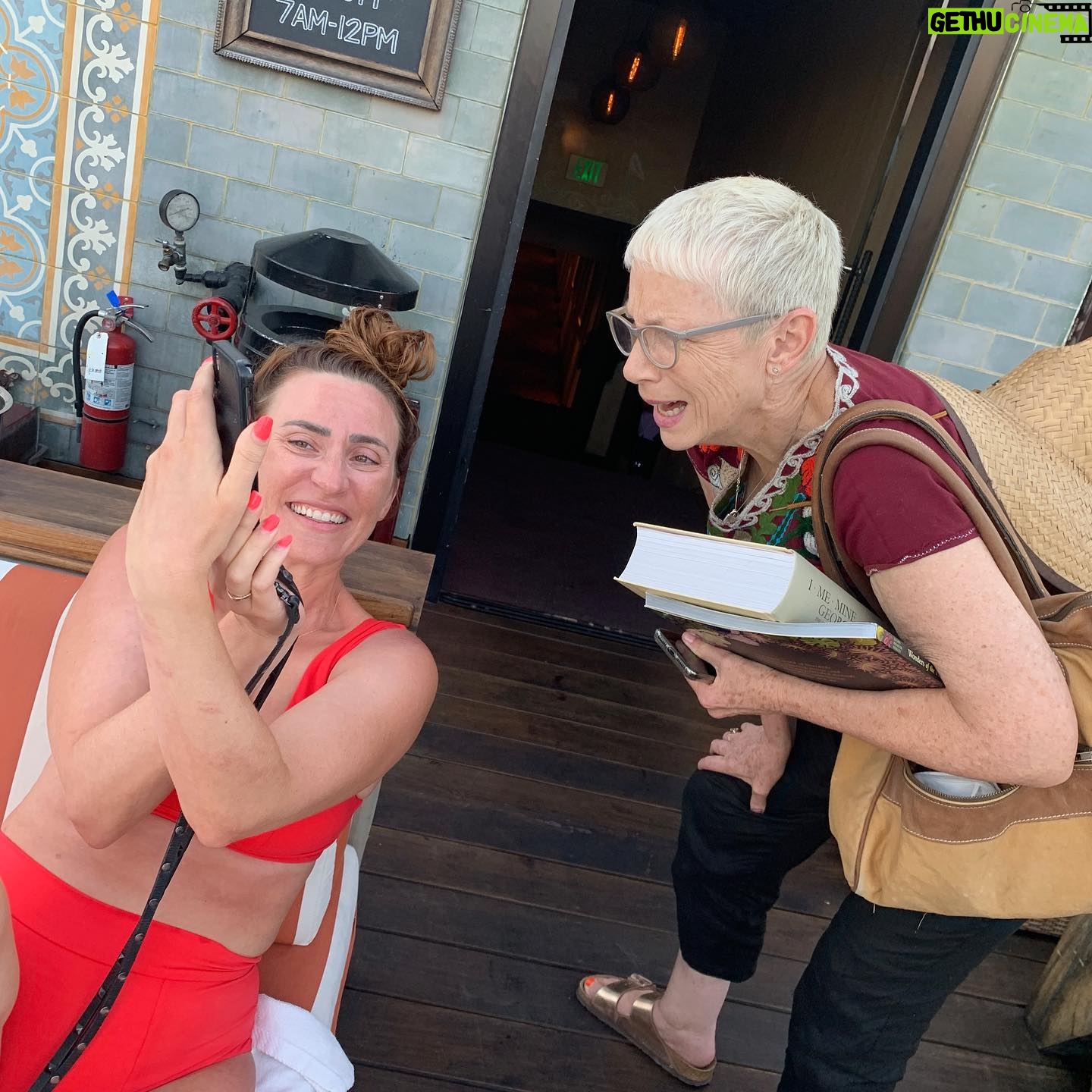 Jessica Harmon - 10.6K Likes - When you meet your idol but don’t know what to do other than squirm and lose your mind… #anniefuckinglennox #diva #everything #imdyingamilliontimes