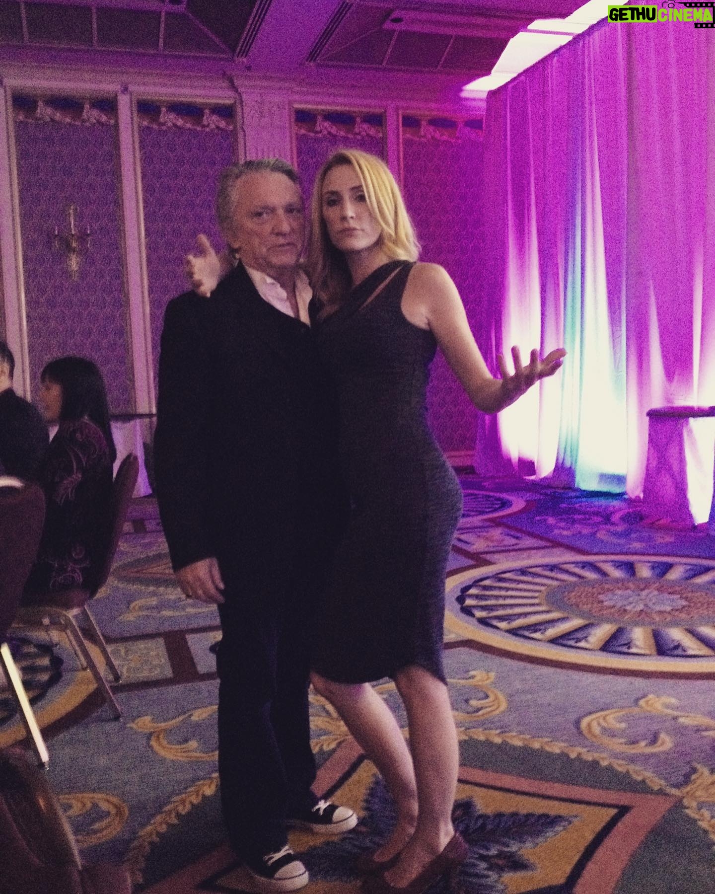 Jessica Harmon Instagram - This guy.. that is all. @allan.harmon