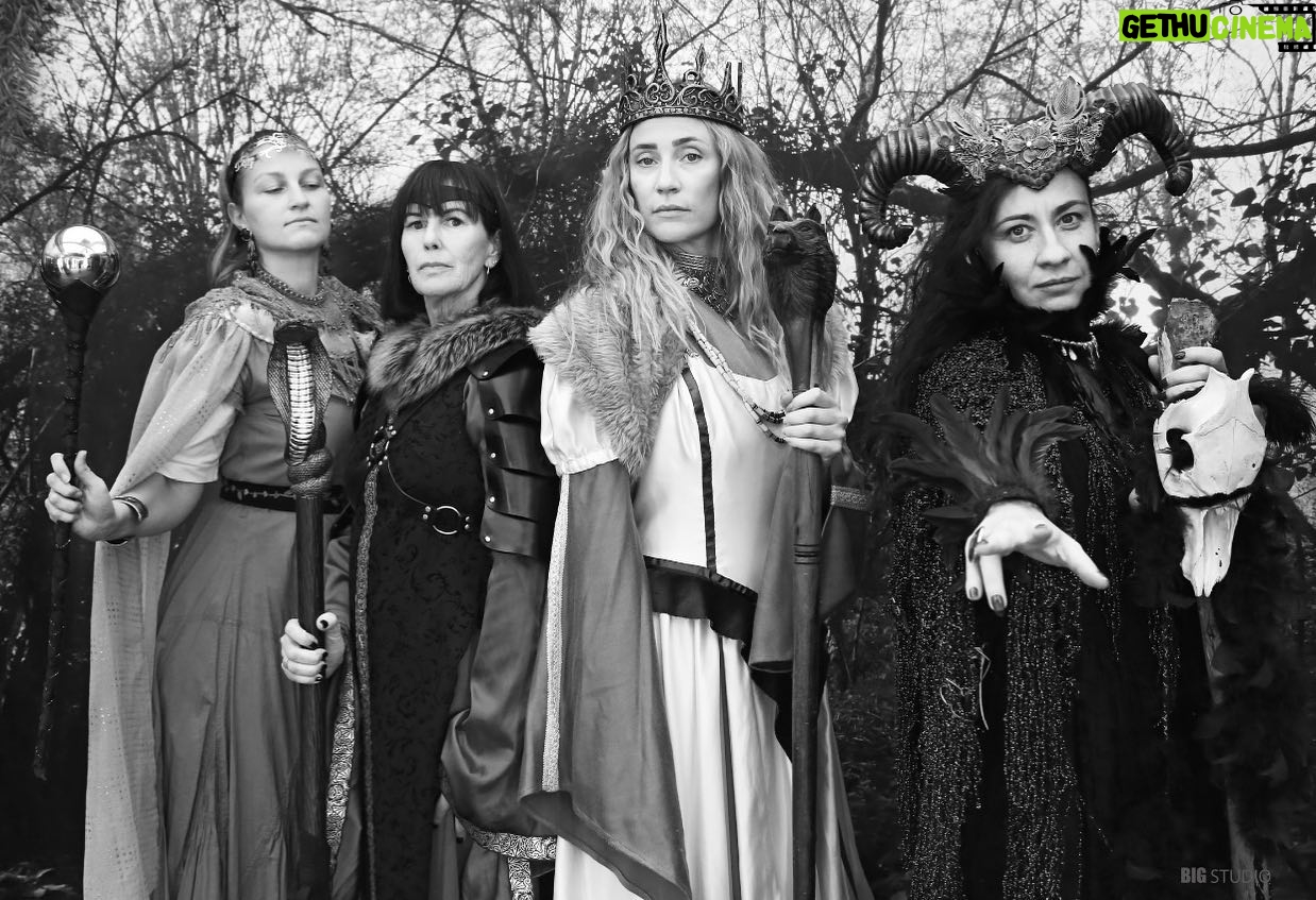 Jessica Harmon Instagram - A designer, EP, Director and AD walk into a Renaissance fair..