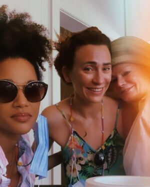 Jessica Harmon Instagram - Friendship is magic. Friendship in the Bahamas is fucking Harry Potter.