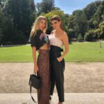 Jessica Hart Instagram - Two peas in a pod. Me and my #mfw homie @biancabrandolini at @sarabattaglia (these are our good sides)