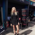 Jessica Hart Instagram - HARPERS BAZAAR AUSTRALIA X AUS GP 2024 Thank you so much @pierretoussaint for capturing the weekend so perfectly! Thank you to everyone that made it happen @mercedesbenzau @jerrystamoulis @josephtenni @kirstymcbeathcreative @blankadudas @jameskirkham @race.service @bazaaraustralia - it’s not the easiest location to shoot 💃🏼🏎️💥🥰💋