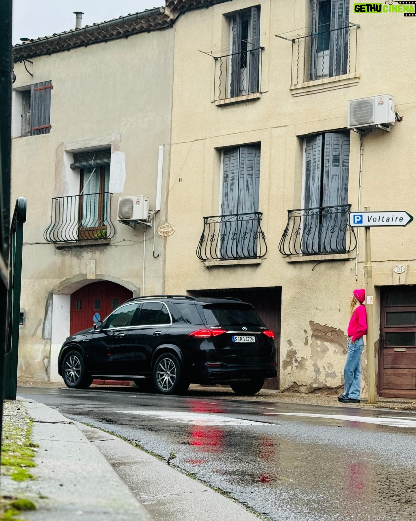 Jessica Hart - 15.1K Likes - Europe, I love you! What better way to see you than a Michelin guided tour 🩵 #france #spain #innovationinmotion #michelinpartner