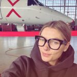 Jessica Hart Instagram - If I’m lucky enough to have JSX making a route I need to take, I #flyjsx it just simplifies things ⭐️ @flyjsx #partnership