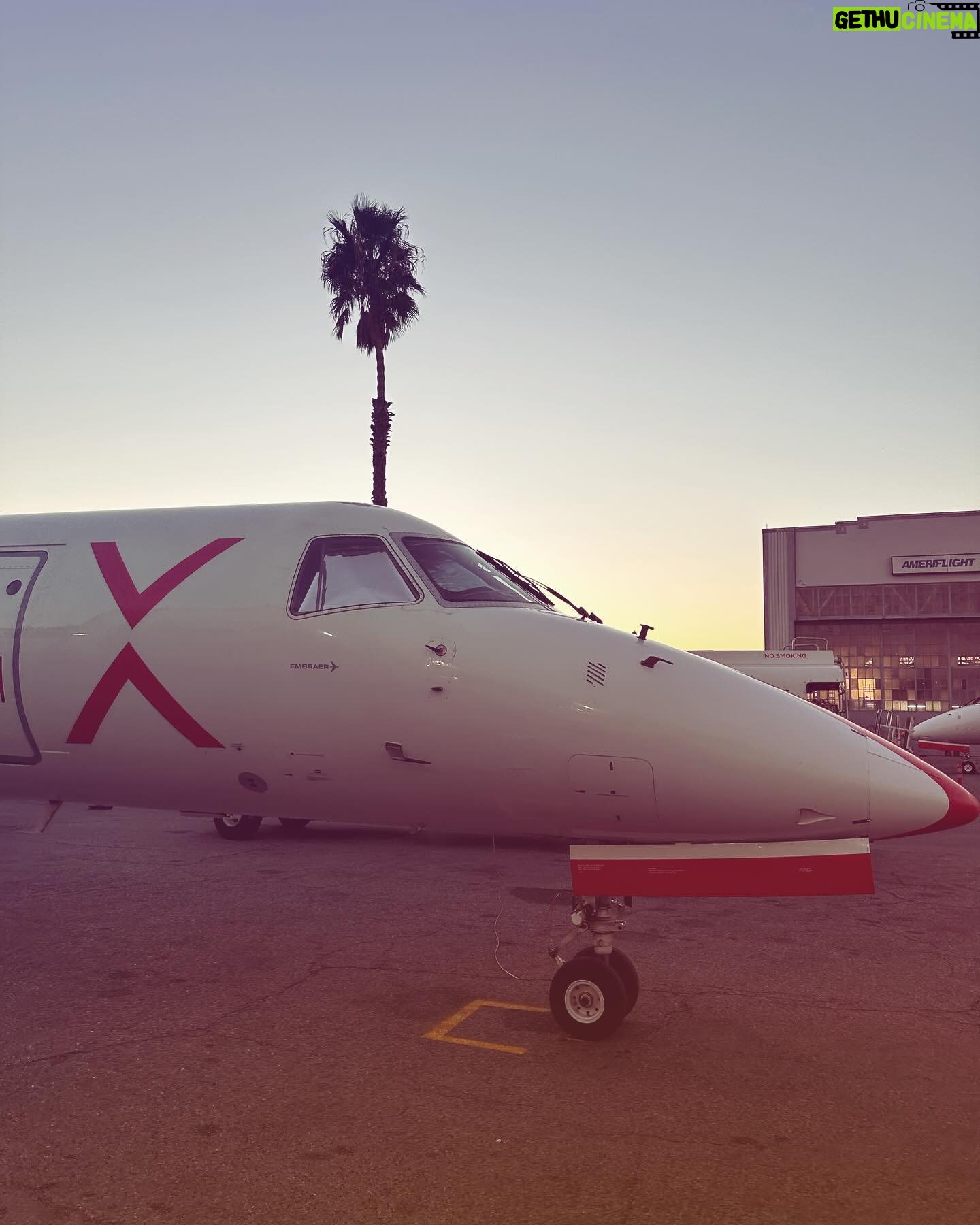 Jessica Hart - 21.6K Likes - If I’m lucky enough to have JSX making a route I need to take, I #flyjsx it just simplifies things ⭐️ @flyjsx #partnership
