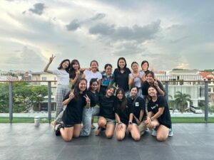 Jessica Hester Hsuan Instagram - Shooting is finally over and I’m now on my way home. Want to specially thank this wonderful team! Yes, all ladies! They have worked amazingly hard every single day and cannot thank you more. Keep up the great work! Hope I’ll get to see you all again. 💕