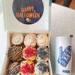 Jessica Hester Hsuan Instagram - After yesterday’s Cookie Bonbites, I’m now ready for Halloween! Don’t they look delicieux!! Don’t worry, Ronnie & Leo! I shall take my time to enjoy them. 😆 @cinnabonhk