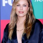 Jessica McNamee Instagram - Thank you for a wonderful evening @gdayusa makeup: @kendalfedail outfit: @michaellosordo