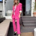 Jessica McNamee Instagram - And a moment for the fit Wearing @philosophyofficial suit @smythebrand @byfar_official @highheelprncess