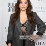 Jessica Parker Kennedy Instagram - #WorldMMAAwards #KnockOutOfTheYear #UFC Hair by @sambentson Makeup by @keelyzelanka