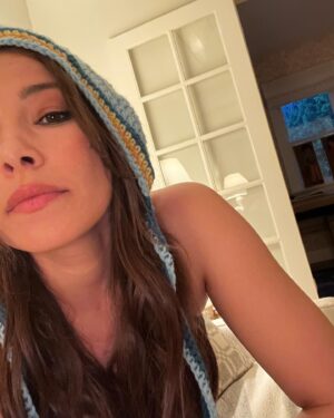 Jessica Parker Kennedy Instagram - 1, 2 or 3? 😉