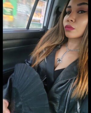 Jessica Pimentel Instagram - The last few days of class have been really intense.....
Before ➡️ After 
💎💀💎