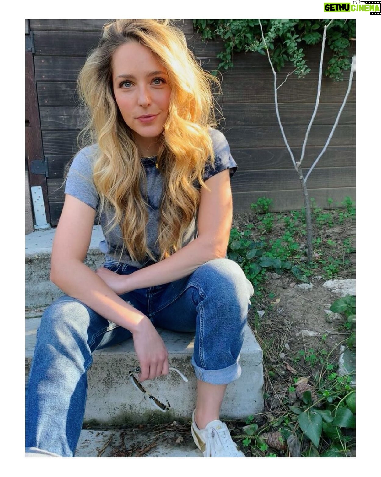 Jessica Rothe - 79.9K Likes - Thanks @the.baremag for this lovely feature and for helping me realize that, at the end of the day, I just want to wear things I can go on hikes, take naps in, AND somehow still make my inner five year old feel fancy AF ❤️ link to full feature in stories xx