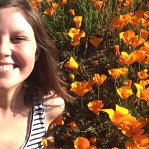 Jessica Rothe Instagram - SUPER BLOOM 🌼🌼🌼 Truly one of the most amazing things I have ever seen. Thank you thank you thank you  @alimerlina and @allieveneris (and of course Harvey and Otis 🐶 ) for helping me finally check this off the bucket list. (P.S. No poppies were harmed in the taking of these photos ❤️. If you decide to celebrate the superbloom (which I HIGHLY recommend) just be sure to help protect the flowers and the bloom for years to come by staying on the trails 😘) #superbloom2019 #bucketlist #californiapoppies #nofilter