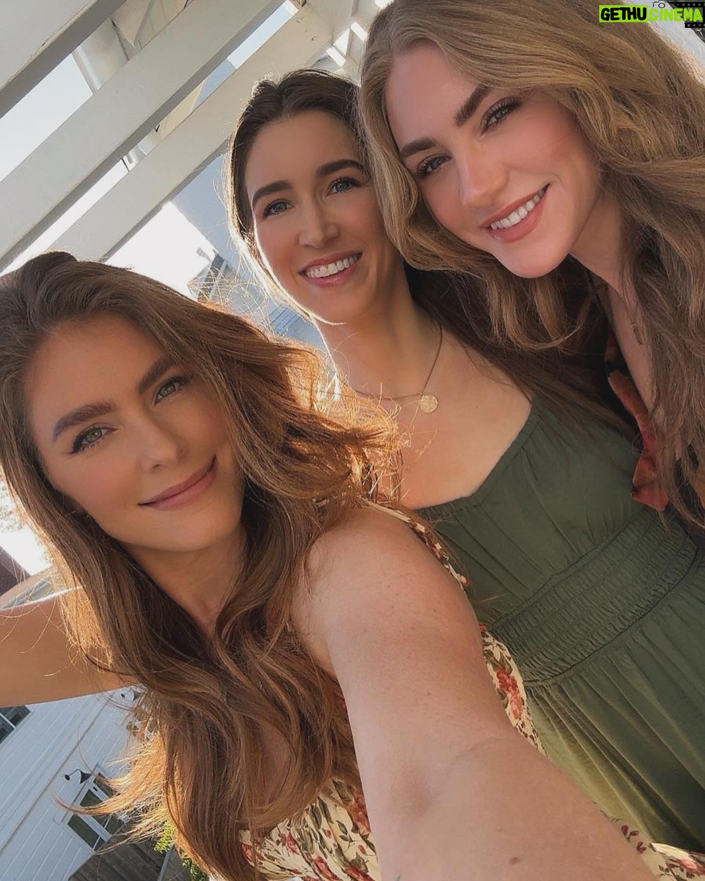 Jessica Sipos Instagram - Santa Ynez, CA. Love these humans.