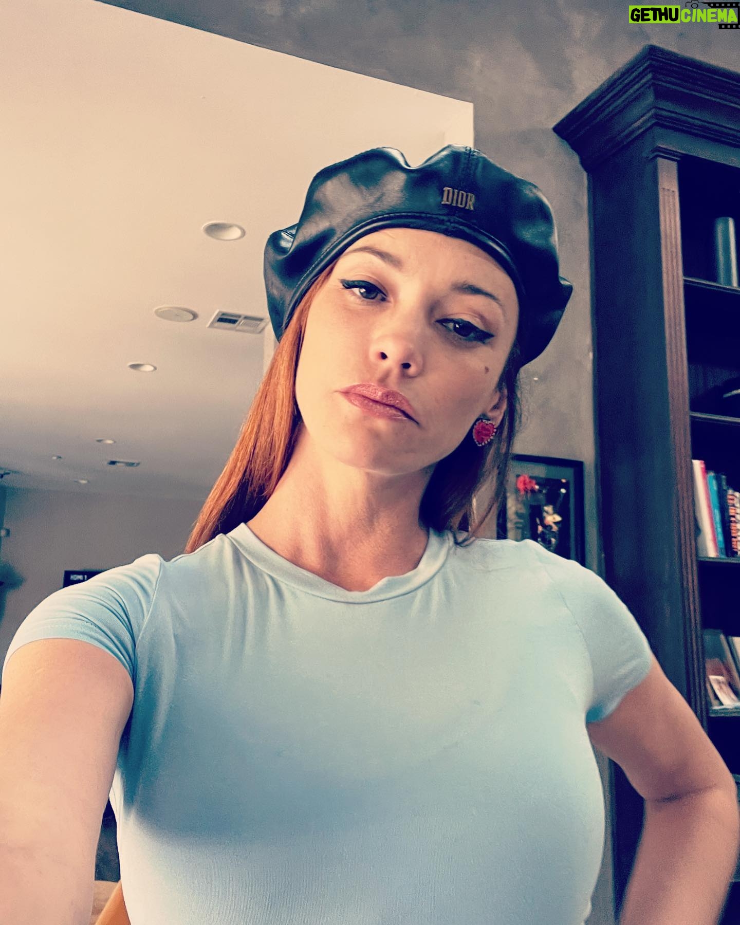 Jessica Sutta Instagram - Shout out to the real ones, you know who you are! 💜
