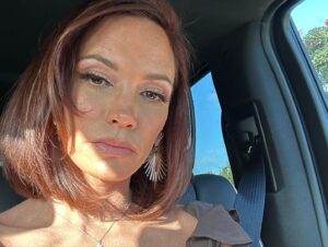 Jessica Sutta Instagram - Tonight I attended a beautiful all female event for @papermagazine at @mrchow in Beverly Hills hosted by the gorgeous @jessicahall Thank you so much for having me. I was blown away by the beauty, kindness & intelligence all the women encompassed at that stunning dinner table. Jess you truly know how to pick them. Love you! ❤️ Make up-  @behnaz.golchin