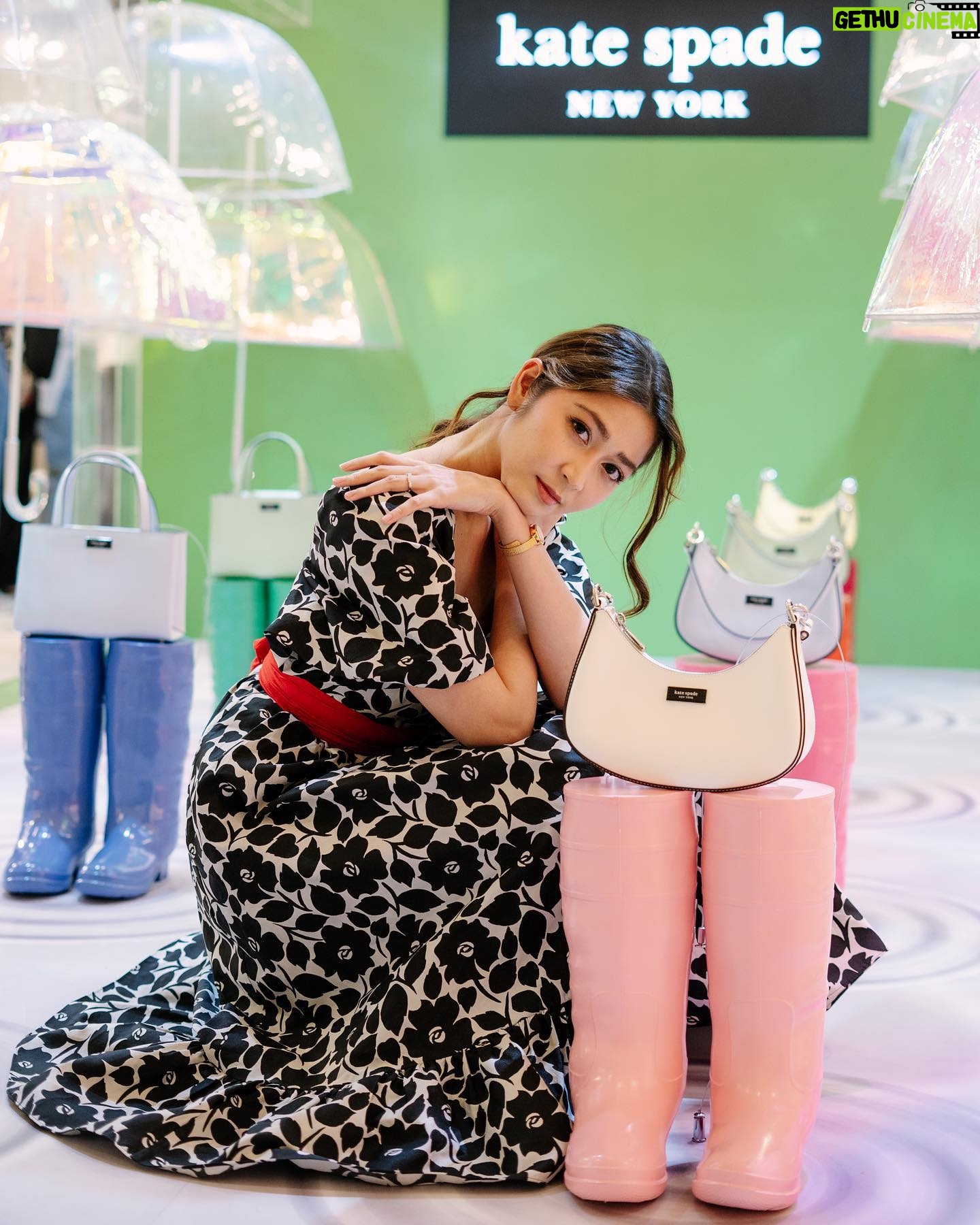 Jessica Veranda Tanumihardja Instagram - Don't forget to visit Kate Spade pop up booth at Grand Indonesia, have fuun 💙 . #katespadeny 🛍️ 24/7 www.katespade.co.id . @kanmogroup.fashion @katespadeny