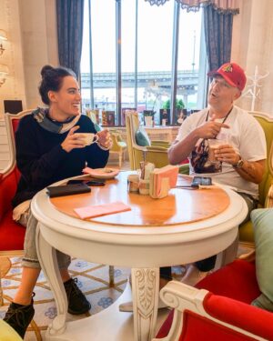 Jessica Versteeg Instagram - Spending some time in Ukraine to be with the @paragoncoin dev team, but took some time away from work to have lunch with @realpotap and wow, what an amazingly talented and creative person! It was great chatting with you @realpotap and hearing all of your innovative ideas! Great things ahead!