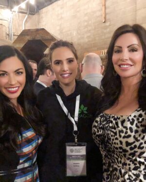 Jessica Versteeg Instagram - I had a great time connecting with so many wonderful women at @cryptoinvestsummit 💖