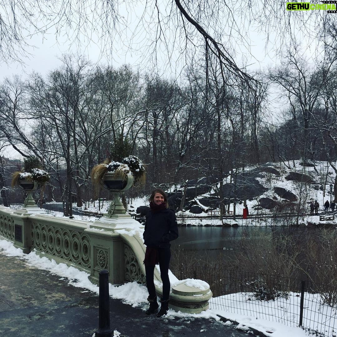 Jessica Watson Instagram - A little dusting of snow making a morning walk through New York’s Central Park extra special 👌❄️⛄️🥶