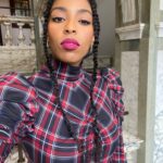 Jessica Williams Instagram - 🥰 Face & Hair Details🥰 Makeup: @official_maria_asadi Hair: @jamescatalanohair Styling: @sarahslutsky Dress: @autumn_adeigbo