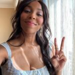 Jessica Williams Instagram - SHRINKING SEASON 1 COMING NEXT WEEK TO @appletvplus. Thanks glam for getting me ready for our TCA press day! 🥰 Dress// @markarian_nyc Shoes// @loefflerrandall Jewels// @mondomondo Stylist// @sarahslutsky Makeup// @cherishbrookehill Hair// @alexander_armand Nails// @erierinailz