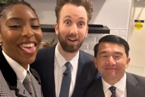 Jessica Williams Instagram - Once a correspondent always a correspondent! J Willy reporting for duty baby! Felt so good to be back. Missed my cozy kind and funny @thedailyshow fam. Thank you for having me I love you guys and I LOVE JON STEWART!

Thank you SO MUCH @thombrowneny 
Stylist// @sarahslutsky 
Makeup// @rebeccarestrepo 
Hair// @hairbyromorgan