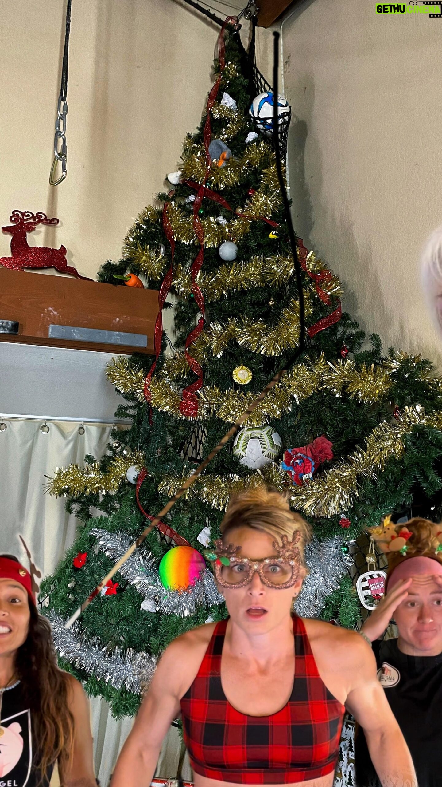 Jessie Graff Instagram - Ever wonder why people bring trees inside for #Christmas 🎄? Pretty sure this is why! ⚽️ • #futbol #soccer #kicking #soccerball #futbolero #christmasdecorating #christmastime #tree #christmastreedecorating #christmasdecor #soccerchristmas #christmastraditionsexplained