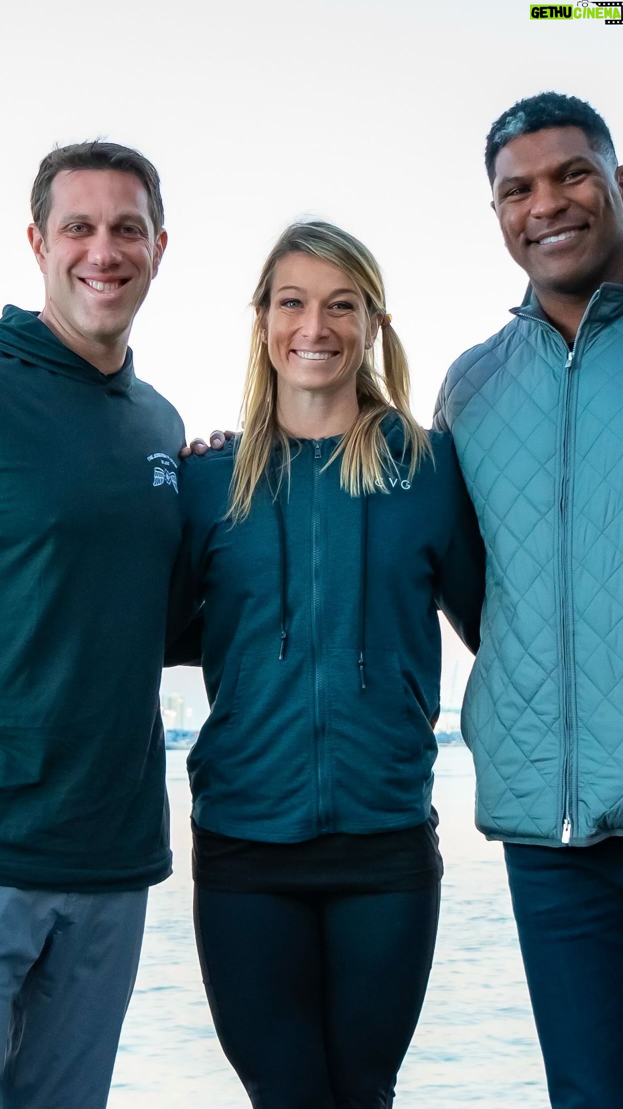 Jessie Graff Instagram - Top performers need to train their minds just like their bodies. 2x NFL Pro Bowl Tight End @julius_thomas joined @racioppifran and @jessiegraffpwr live from @wodapalooza for a conversation on his transition from the NFL to entrepreneurism to a PhD in Psychology. Julius also just launched the @nestrebetter Health and Performance app where elite performers are sharing their stories and tips in the development of their three buckets; plus anyone can train their brain on the NESTRE’s cognitive agility games. ⭐️🏈 Click the link in the @jedburghpodcast to hear the full story! 🎧 Use code JED for $10 off your first order @modballs‼️ #nfl #football #player #sports #podcast #leadership #performance #athlete #listen #learn #motivation #training #crossfit #mentalhealth #cognitive #brain